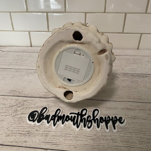 *NWT AtHome Ceramic Skull Skeleton Bat Ceramic Light Up Vintage Inspired Tree - Picture 6 of 9